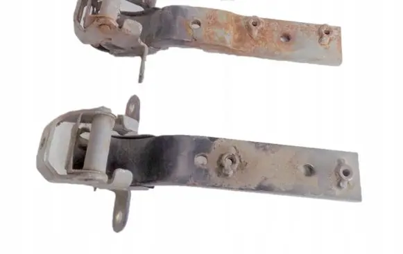 Opel Monterey Rear door hinge set 