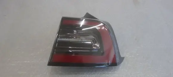 Tesla Model 3 Rear/tail lights 107740000C ARZ241020001310 411202422720
