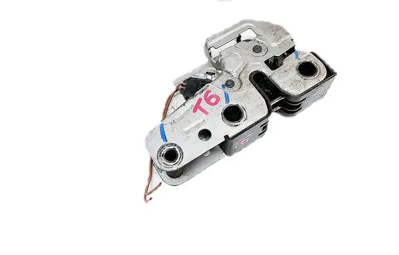 Volkswagen Transporter - Caravelle T5 Engine bonnet/hood lock/catch 7E0823509F