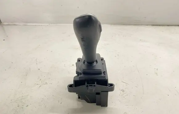 BMW X3 F25 Gear shifter/selector 9296904 61319296904