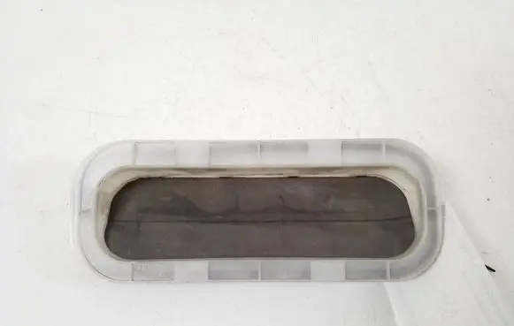 Toyota Avensis T270 Fender grill 62931-05030
