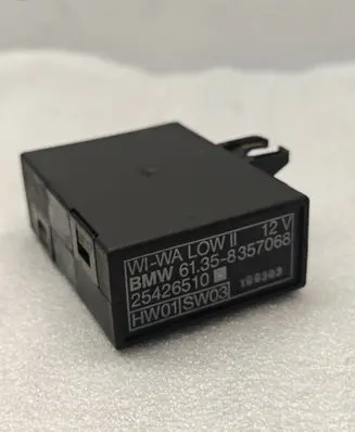 BMW 3 E36 Window wiper relay 8357068 25426510