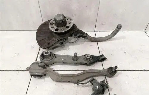 Mercedes-Benz E W211 Front wheel bearing hub A2303300320