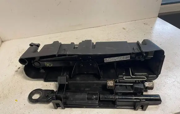 Renault Espace IV Tool set 8200127794 8200049294
