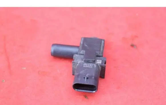 Ford Kuga I Sensor FS7A9G824BA