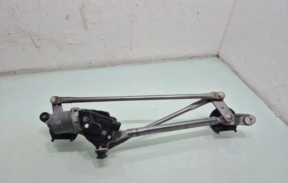 Subaru Outback (BT) Front wiper linkage and motor 86511AN010