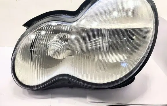 Mercedes-Benz C W203 Headlight/headlamp