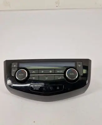 Nissan X-Trail T32 Climate control unit 275004EA0A