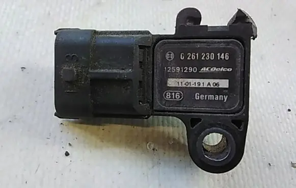 Opel Zafira B Air pressure sensor 12591290