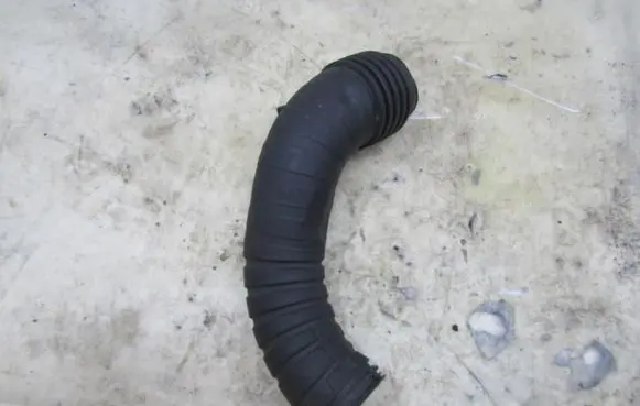KIA Stonic Air intake hose/pipe GMAUTO4574097