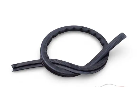 Skoda Octavia Mk2 (1Z) Engine compartment rubber 