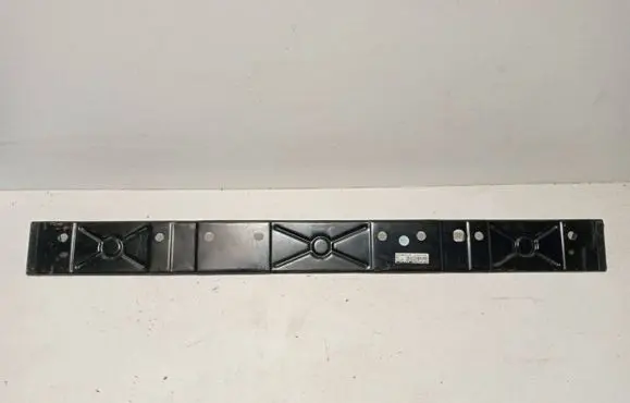 Land Rover Discovery 4 - LR4 Bottom radiator support slam panel 82148515-4