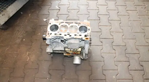 Volkswagen Caddy Engine block CZC