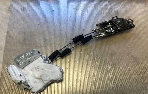 Honda CR-V Rear door lock