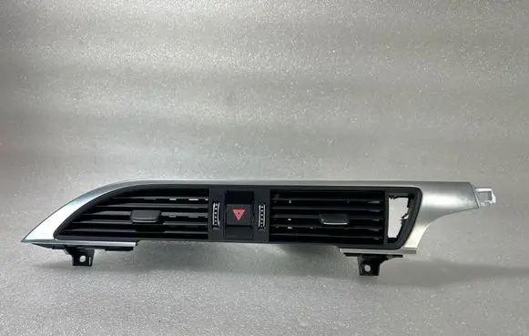 Audi A6 S6 C7 4G Dash center air vent grill 9025900 4G09415095PR