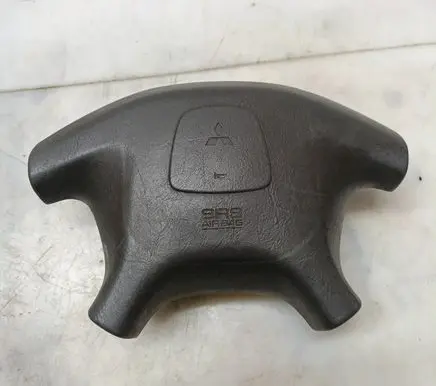 Mitsubishi Pajero Steering wheel airbag 338011734