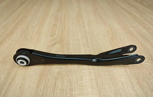 BMW 4 G22 G23 G24 G26 Rear upper control arm/wishbone 6878641