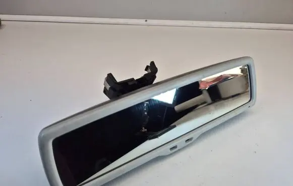 Rear view mirror (interior)