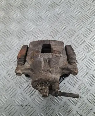 Toyota Corolla Verso E121 Front brake caliper