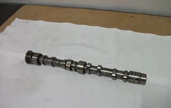 Volkswagen Golf VII Camshaft 03C109101BC
