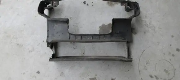 Mercedes-Benz R W251 Intercooler air guide/duct channel 2515000916