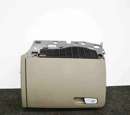Audi Q5 SQ5 Glove box