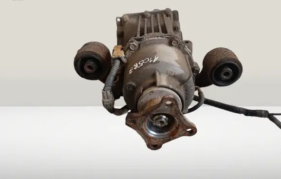 Nissan X-Trail T30 Rear differential R145