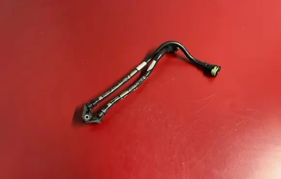 BMW X4 G02 Gearbox oil cooler pipe/hose 8654879 8654880 17228654880