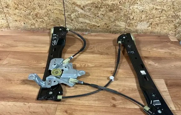 Opel Insignia A Front window lifting mechanism without motor 13302451 964817104