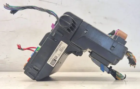 Volvo XC90 Comfort/convenience module 30765148 28024617 05W462