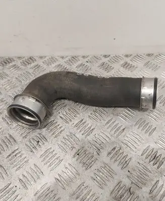 Volkswagen PASSAT B6 Intercooler hose/pipe 1K0145831