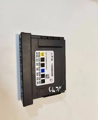 Opel Astra J Comfort/convenience module 13586588 876588B2227603E0