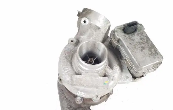 Infiniti Q50 Turbo A6510900086 A6519060200