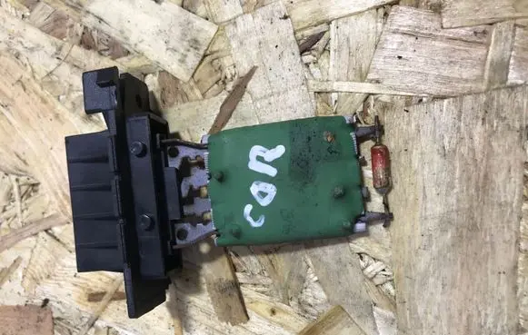 Opel Corsa D Heater blower fan relay 