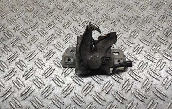 Volvo C30 Engine bonnet/hood lock/catch 