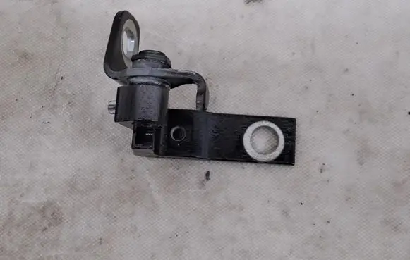Opel Corsa F Rear door upper hinge 