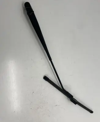Opel Insignia B Rear wiper blade arm 13475096