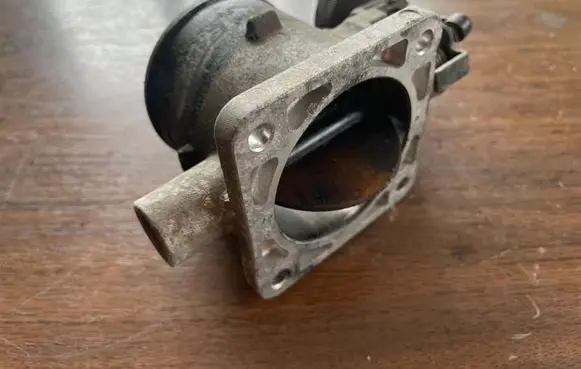 KIA Sorento Throttle valve 3510027XXX