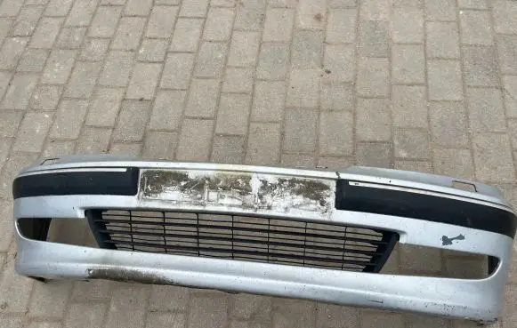 Peugeot 406 Front bumper 0131109
