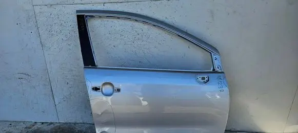 Suzuki SX4 S-Cross Front door 