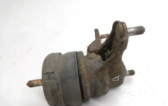 Engine mount bracket