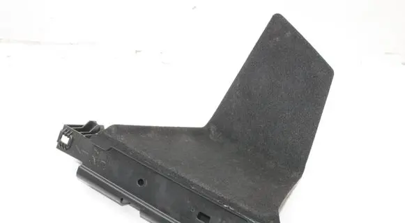 Tesla Model Y Centre console side trim rear 178622800B