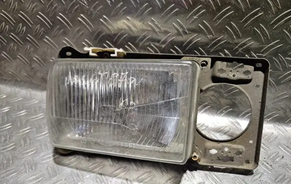 Volkswagen PASSAT B2 Headlight/headlamp 302124502 24577R7