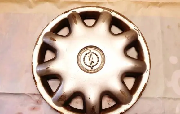 Opel Astra G R15 wheel hub/cap/trim 90498213dr 90498214ds