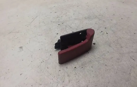 Mercedes-Benz C W203 Engine bonnet (hood) release handle