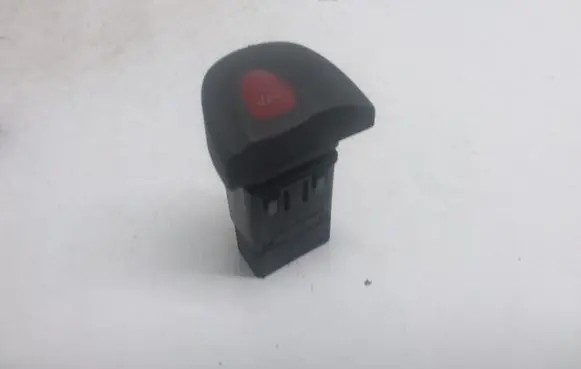 Renault Scenic I Hazard light switch 435536 M0280