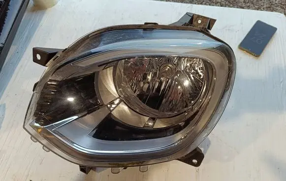 Renault Twingo III Headlight/headlamp 260602593R
