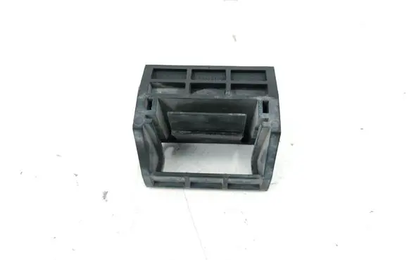 BMW X5 F15 Radiator mount bracket 753353704 7533537