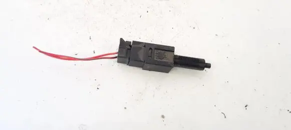 Nissan Primera Brake pedal sensor switch