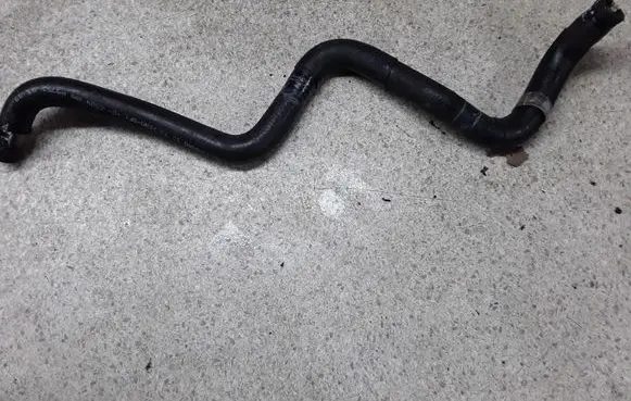 Alfa Romeo 159 Engine coolant pipe/hose